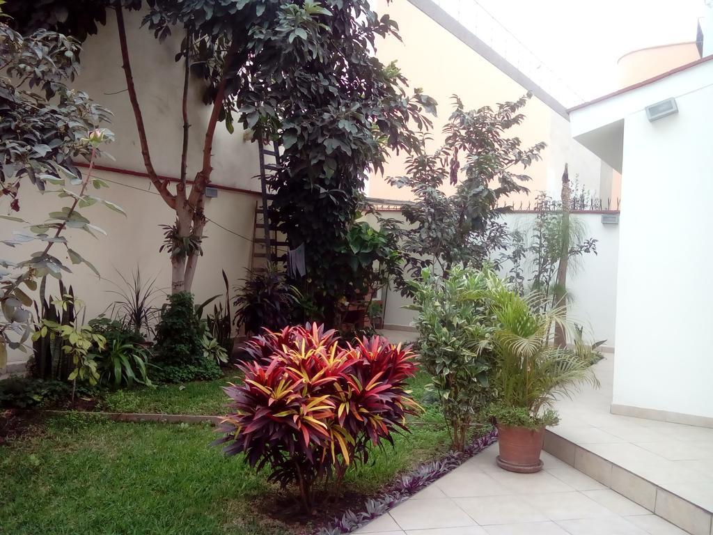 Hospedaje La Anita Lima Exterior photo